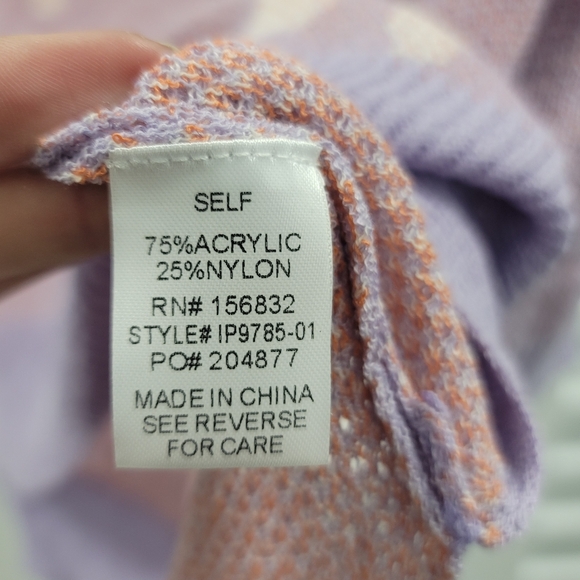 NWT Floral Elegance: The Chic Slit Sweater by BiBi - Picture 11 of 14